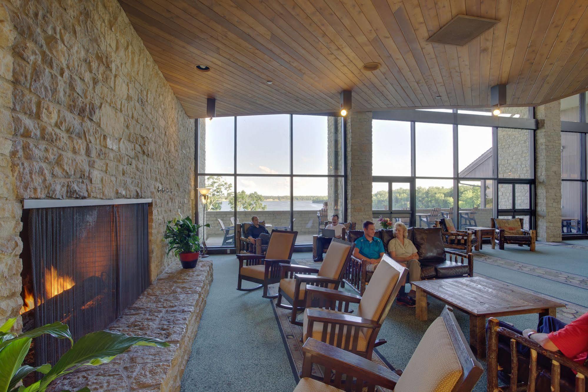 Deer Creek State Park Lodge And Conference Center Crownover Mill Bagian luar foto